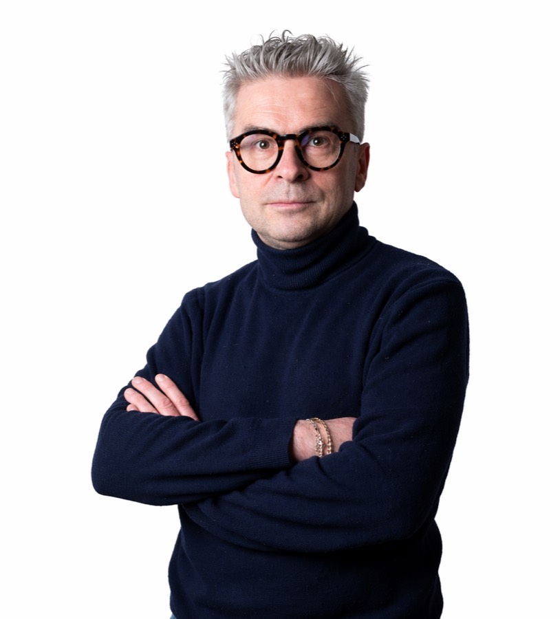 Attilio Marchiori, ragioniere, laureato in scienze politiche