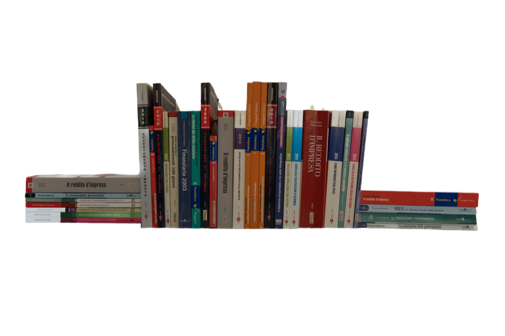 Alcuni dei libri pubblicati dai professionisti dello Studio